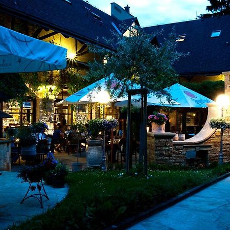 Bonato Hotel Náchod Kültér fotó
